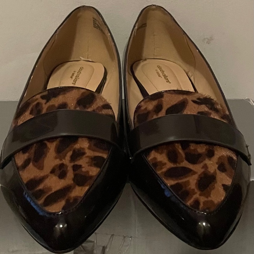 Size 13 ww patent leather and leopard pointy toe flats